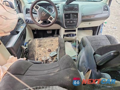 Zdjęcie 8 z 14 samochodu: 2014 DODGE GRAND CARAVAN SE VIN:2C4RDGBG3ER102047 - miniatura