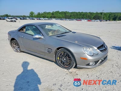 Czwarte zdjęcie samochodu z boku: 2007 MERCEDES-BENZ SL 600 VIN:WDBSK77F17F129764 - miniatura