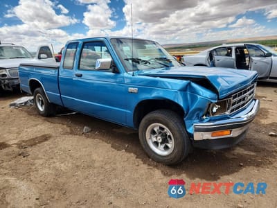Czwarte zdjęcie samochodu z boku: 1989 CHEVROLET S TRUCK S10 VIN:1GCCS19Z4K8192560 - miniatura