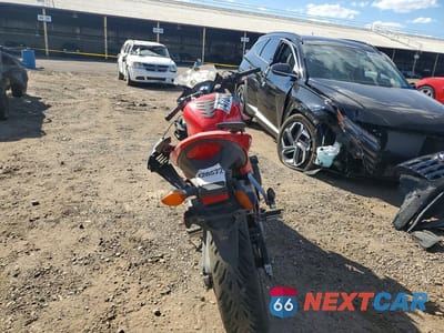 Czwarte zdjęcie samochodu z boku: 2014 HONDA CBR500 R VIN:MLHPC4463E5100404 - miniatura