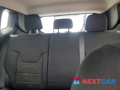 Zdjęcie 10 z 14 samochodu: 2021 JEEP RENEGADE LATITUDE VIN:ZACNJCBB7MPM22427 - miniatura