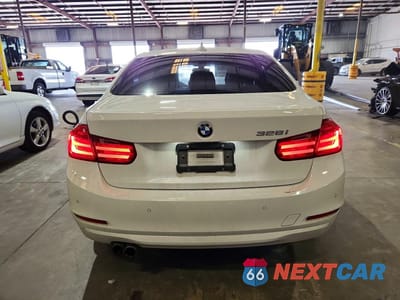 Zdjęcie 6 z 12 samochodu: 2014 BMW 328 I VIN:WBA3A5G53ENP30114 - miniatura
