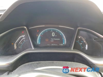 Zdjęcie 9 z 12 samochodu: 2017 HONDA CIVIC EX VIN:19XFC1F38HE206551 - miniatura