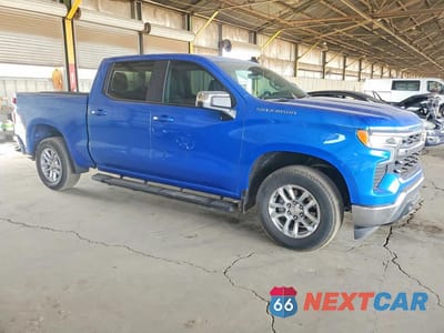 Czwarte zdjęcie samochodu z boku: 2025 CHEVROLET SILVERADO C1500 LT VIN:1GCPACEDXSZ218941 - miniatura