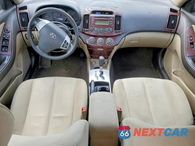 Zdjęcie 8 z 12 samochodu: 2009 HYUNDAI ELANTRA GLS VIN:KMHDU46D29U784979 - miniatura