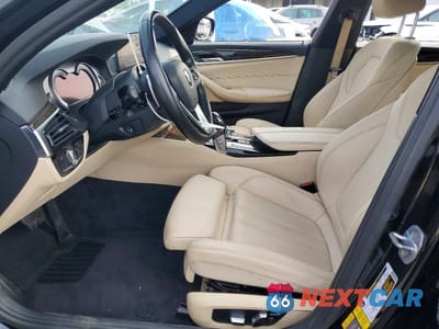 Zdjęcie 7 z 13 samochodu: 2018 BMW 530E VIN:WBAJA9C56JB034377 - miniatura