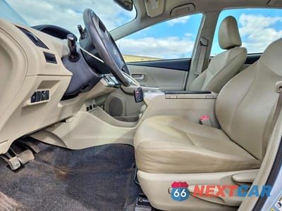 Zdjęcie 7 z 13 samochodu: 2012 TOYOTA PRIUS V FIVE VIN:JTDZN3EU1C3040807 - miniatura