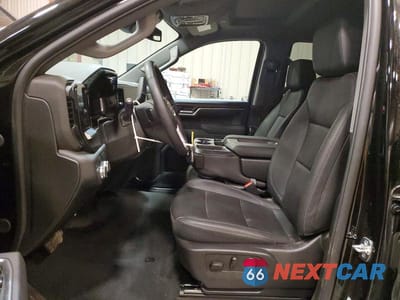Zdjęcie 7 z 12 samochodu: 2025 GMC SIERRA K1500 SLT VIN:1GTUUDED8SZ321100 - miniatura
