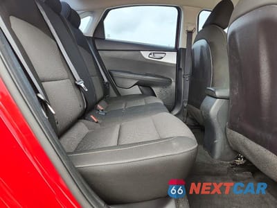 Zdjęcie 10 z 13 samochodu: 2022 KIA FORTE LXS VIN:3KPF24ADXNE443204 - miniatura