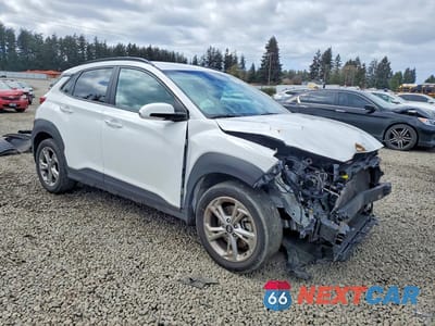 Czwarte zdjęcie samochodu z boku: 2022 HYUNDAI KONA SEL VIN:KM8K6CAB7NU836747 - miniatura