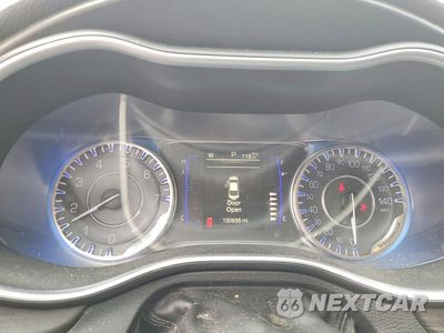 Zdjęcie 16 z 23 samochodu: 2016 CHRYSLER 200 LIMITED VIN:1C3CCCAB6GN113507 - miniatura