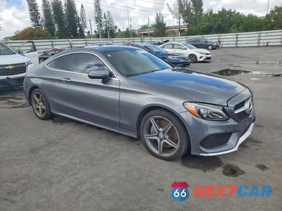 Czwarte zdjęcie samochodu z boku: 2017 MERCEDES-BENZ C 300 4MATIC VIN:WDDWJ4KB4HF387325 - miniatura