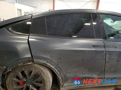 Zdjęcie 11 z 14 samochodu: 2023 TESLA MODEL X VIN:7SAXCBE66PF427390 - miniatura
