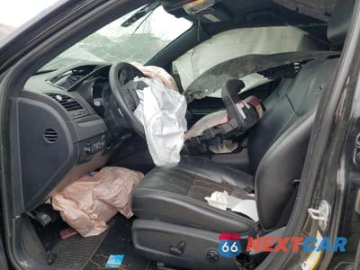 Zdjęcie 7 z 12 samochodu: 2019 CHRYSLER 300 S VIN:2C3CCABG9KH515165 - miniatura