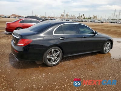 Trzecie zdjęcie samochodu z tyłu: 2020 MERCEDES-BENZ E 450 4MATIC VIN:WDDZF6JB6LA755263 - miniatura