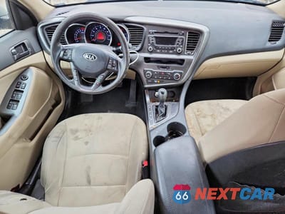 Zdjęcie 8 z 12 samochodu: 2013 KIA OPTIMA LX VIN:KNAGM4A74D5369696 - miniatura