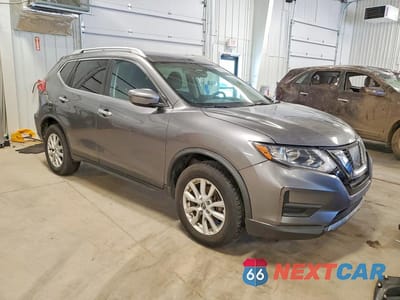 Czwarte zdjęcie samochodu z boku: 2017 NISSAN ROGUE SV VIN:KNMAT2MV9HP584219 - miniatura