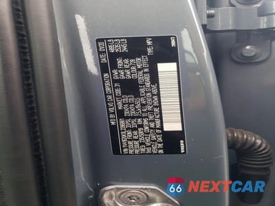Zdjęcie 13 z 13 samochodu: 2020 VOLVO XC40 T5 MOMENTUM VIN:YV4162UKXL2286861 - miniatura