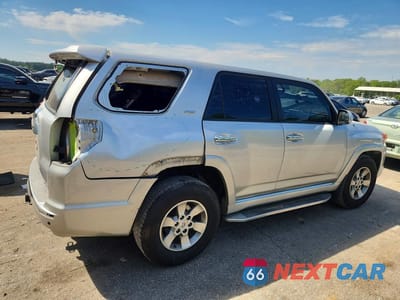 Trzecie zdjęcie samochodu z tyłu: 2013 TOYOTA 4RUNNER SR5 VIN:JTEZU5JR8D5061509 - miniatura