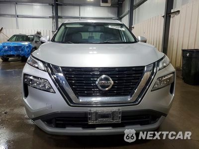 Piąte zdjęcie samochodu w środku: 2021 NISSAN ROGUE SV VIN:JN8BT3BB2MW450157 - miniatura
