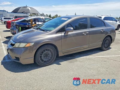 2010 HONDA CIVIC LX 19XFA1F56AE007401 - główne zdjęcie licytacji z USA - miniatura