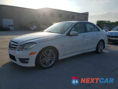 2012 MERCEDES-BENZ C 250 WDDGF4HB8CR195278 - główne zdjęcie licytacji z USA - miniatura