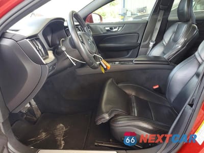 Zdjęcie 7 z 12 samochodu: 2019 VOLVO S60 T6 INSCRIPTION VIN:7JRA22TL1KG014565 - miniatura