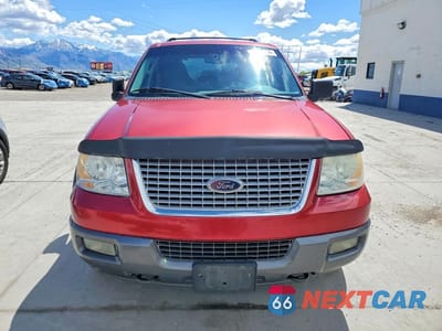 Piąte zdjęcie samochodu w środku: 2004 FORD EXPEDITION XLT VIN:1FMPU16L74LB12028 - miniatura