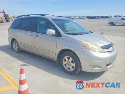 Czwarte zdjęcie samochodu z boku: 2006 TOYOTA SIENNA XLE 7 PASSENGER VIN:5TDZA22C06S523774 - miniatura