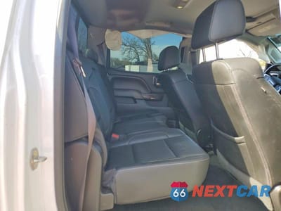 Zdjęcie 10 z 12 samochodu: 2017 GMC SIERRA K2500 SLT VIN:1GT12TEG3HF121149 - miniatura