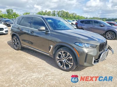 Czwarte zdjęcie samochodu z boku: 2024 BMW X5 XDRIVE40I VIN:5UX23EU07R9S44792 - miniatura