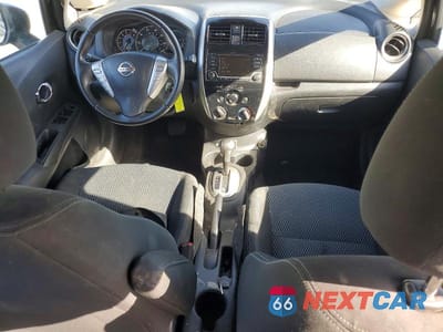 Zdjęcie 8 z 12 samochodu: 2018 NISSAN VERSA NOTE SV VIN:3N1CE2CP5JL365719 - miniatura