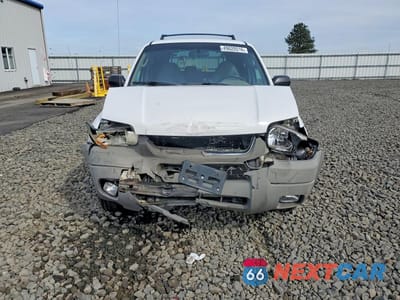 Piąte zdjęcie samochodu w środku: 2001 FORD ESCAPE XLT VIN:1FMYU04191KA01000 - miniatura