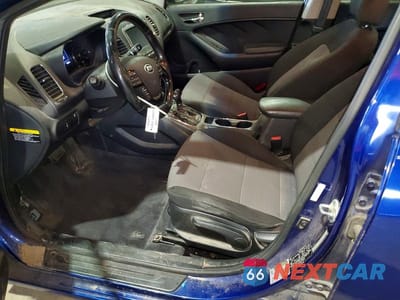 Zdjęcie 7 z 11 samochodu: 2017 KIA FORTE S VIN:3KPFL4A78HE135816 - miniatura