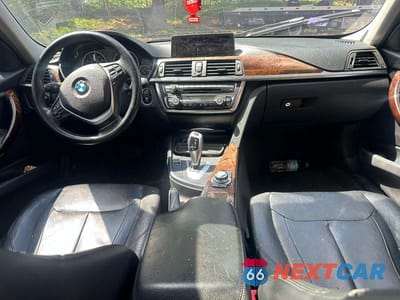 Zdjęcie 9 z 10 samochodu: 2012 BMW 328 I VIN:WBA3A5C5XCF258376 - miniatura