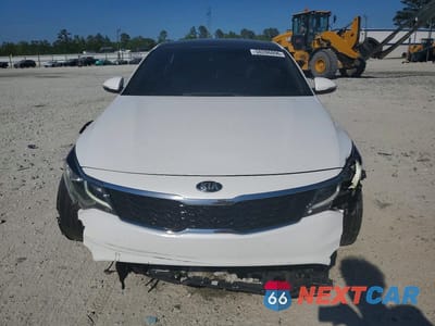Piąte zdjęcie samochodu w środku: 2019 KIA OPTIMA S VIN:5XXGT4L34KG302461 - miniatura