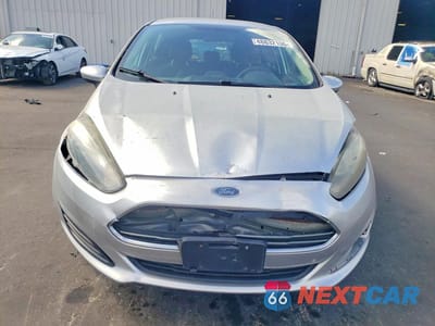 Piąte zdjęcie samochodu w środku: 2018 FORD FIESTA SE VIN:3FADP4EJ1JM128211 - miniatura
