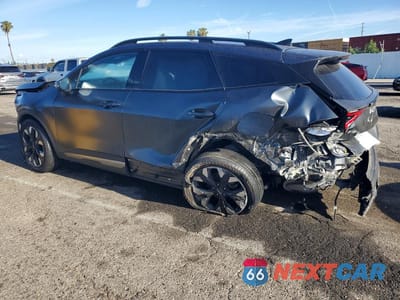 Drugie zdjęcie samochodu z przodu: 2023 KIA SPORTAGE X LINE VIN:KNDPYDAH6P7027529 - miniatura