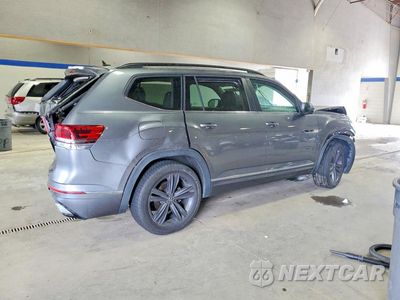 Trzecie zdjęcie samochodu z tyłu: 2021 VOLKSWAGEN ATLAS VIN:1V2MR2CA7MC560527 - miniatura