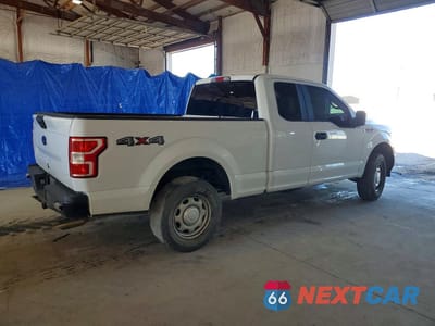 Trzecie zdjęcie samochodu z tyłu: 2019 FORD F150 SUPER CAB VIN:1FTFX1E52KFA21867 - miniatura