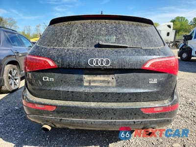 Zdjęcie 6 z 13 samochodu: 2010 AUDI Q5 PREMIUM PLUS VIN:WA1LKAFP2AA102259 - miniatura