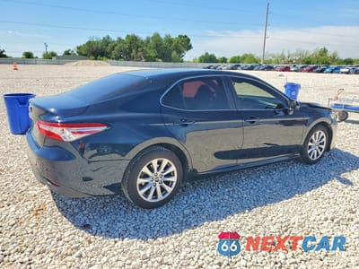 Trzecie zdjęcie samochodu z tyłu: 2018 TOYOTA CAMRY LE VIN:4T1B11HK0JU514339 - miniatura