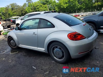Drugie zdjęcie samochodu z przodu: 2012 VOLKSWAGEN BEETLE VIN:3VWJP7AT6CM601896 - miniatura