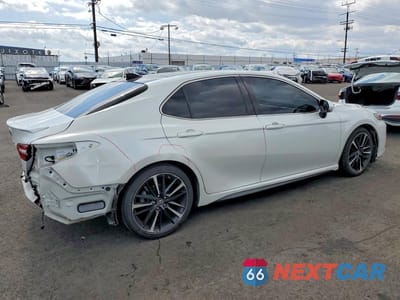 Trzecie zdjęcie samochodu z tyłu: 2018 TOYOTA CAMRY XSE V6 VIN:4T1BZ1HK9JU008887 - miniatura