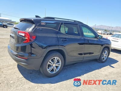 Trzecie zdjęcie samochodu z tyłu: 2022 GMC TERRAIN SLE VIN:3GKALMEV4NL140459 - miniatura