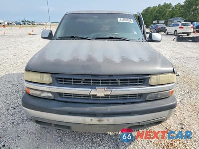 Piąte zdjęcie samochodu w środku: 2001 CHEVROLET SILVERADO C1500 VIN:2GCEC19V711156527 - miniatura