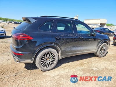 Trzecie zdjęcie samochodu z tyłu: 2017 PORSCHE CAYENNE SE HYBRID PLATINUM VIN:WP1AE2A21HLA68303 - miniatura
