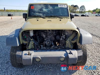 Piąte zdjęcie samochodu w środku: 2013 JEEP WRANGLER UNLIMITED SPORT VIN:1C4BJWDG8DL549501 - miniatura