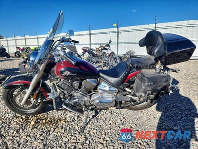Trzecie zdjęcie samochodu z tyłu: 2002 YAMAHA XVS1100 A VIN:JYAVP11Y72A003479 - miniatura