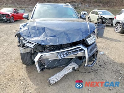 Piąte zdjęcie samochodu w środku: 2019 AUDI Q5 PREMIUM PLUS VIN:WA1BNAFY2K2066208 - miniatura